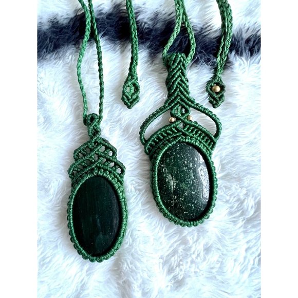 Handmade Jewelry - DARK GREEN Adventurine Braided Hemp Necklace